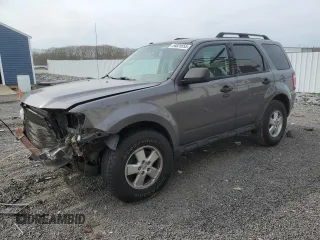 2010 Ford Escape XLT z VIN 1FMCU9D72AKB29176, wystawiony jako Copart lot #54825555 z przebiegiem Nie podano mil oraz Czysty tytuł • Clean title. Historia ofert i sprzedaży dostępna na DreamBid. Obrazek 1.