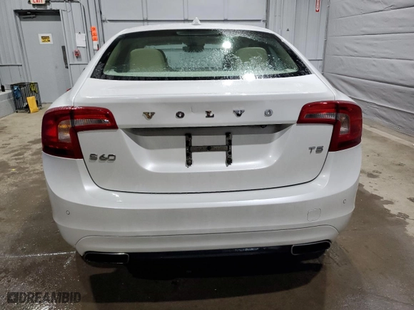 2015 Volvo S60 T5 Drive-E Premier with VIN YV140MFK5F1352599, listed as a Copart auction lot 49120995 with 151,436 mi miles and Salvage Title. Bid and sale history available at carsss.com. Image 6.