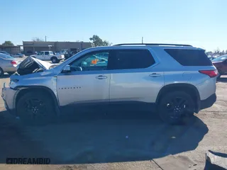 2019 Chevrolet Traverse LT Leather with VIN 1GNEVHKW0KJ126807, listed as a IAAI auction lot 41681930 with 90,320 mi miles. Bid and sale history available at carsss.com. Image 14.