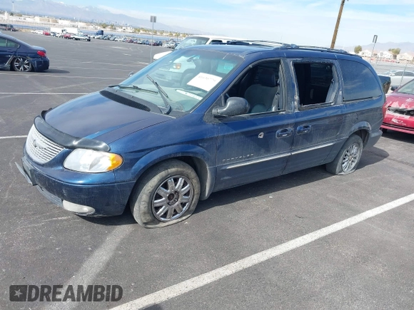 2001 Chrysler Town & Country Limited with VIN 2C8GP64L81R128221, listed as a IAAI auction lot 41630779 with 275,215 mi miles. Bid and sale history available at carsss.com. Image 2.