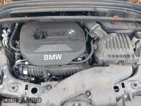 2017 BMW X1 sDrive28i with VIN WBXHU7C36HP924874, listed as a IAAI auction lot 41368396 with 113,443 mi miles. Bid and sale history available at carsss.com. Image 10.