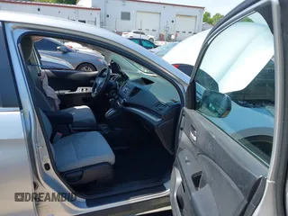 2015 Honda CR-V LX z VIN 2HKRM3H39FH500617, wystawiony jako IAAI lot #42028379 z przebiegiem 97 117 mil mil oraz . Historia ofert i sprzedaży dostępna na DreamBid. Obrazek 5.