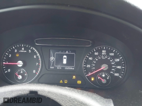 2017 Kia Sorento LX z VIN 5XYPG4A33HG274938, wystawiony jako IAAI lot #42341796 z przebiegiem 153 168 mil mil oraz . Historia ofert i sprzedaży dostępna na DreamBid. Obrazek 7.