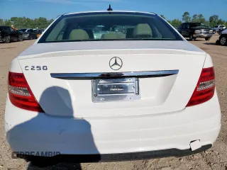 2014 Mercedes-Benz C 250 Sport with VIN WDDGF4HB5EA962960, listed as a Copart auction lot 62601655 with 34,620 mi miles and Salvage title. Bid and sale history available at DreamBid. Image 6.