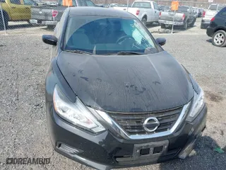 2018 Nissan Altima 2.5 S with VIN 1N4AL3AP4JC133715, listed as a IAAI auction lot 41786737 with 100,165 mi miles. Bid and sale history available at carsss.com. Image 12.