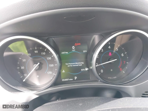 2018 Jaguar F-PACE 25t Premium with VIN SADCJ2FX9JA274582, listed as a IAAI auction lot 41809189 with 54,087 mi miles. Bid and sale history available at carsss.com. Image 7.