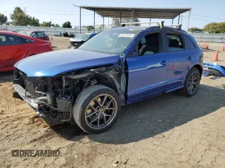 2015 Audi SQ5 Premium Plus with VIN WA1CGAFP4FA126510, listed as a Copart auction lot 65076454 with 110,901 mi miles and Salvage Title. Bid and sale history available at carsss.com. Image 1.