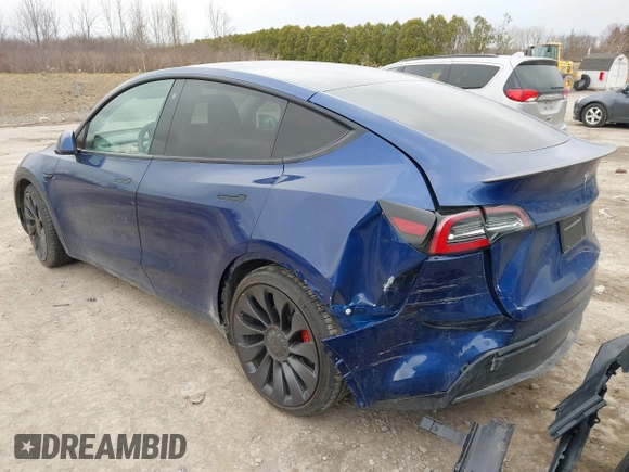 2020 Tesla Model Y Long Range with VIN 5YJYGDEF0LF000380, listed as a IAAI auction lot 41867489 with 66,294 mi miles and . Bid and sale history available at DreamBid. Image 3.