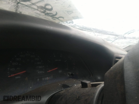 2004 Ford F-250 XL z VIN 1FTNX21P04EB08085, wystawiony jako IAAI lot #36810038 z przebiegiem Nie podano mil oraz . Historia ofert i sprzedaży dostępna na DreamBid. Obrazek 7.