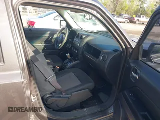 2016 Jeep Patriot Sport with VIN 1C4NJPBA9GD675253, listed as a IAAI auction lot 42058124 with 152,028 mi miles. Bid and sale history available at carsss.com. Image 5.