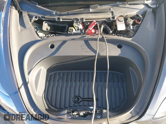 2022 Tesla Model 3 Long Range with VIN 5YJ3E1EB4NF293635, listed as a IAAI auction lot 41388234 with 28,396 mi miles and . Bid and sale history available at DreamBid. Image 10.