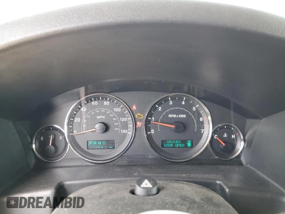 2006 Jeep Commander Limited с VIN 1J8HG582X6C364590, выставлен на аукционе Copart как лот 60370895 с пробегом 174 031 миль миль и Списание • Salvage title. История ставок и продаж доступна на DreamBid. Изображение 9.