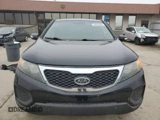 2012 Kia Sorento LX with VIN 5XYKT4A12CG211648, listed as a Copart auction lot 45023025 with 110,491 mi miles and Salvage Title. Bid and sale history available at DreamBid. Image 5.
