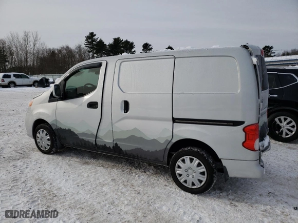 2015 Nissan NV200 S with VIN 3N6CM0KNXFK693622, listed as a Copart auction lot 44727645 with 58834 miles and Clean Title. Bid and sale history available at carsss.com. Image 2.