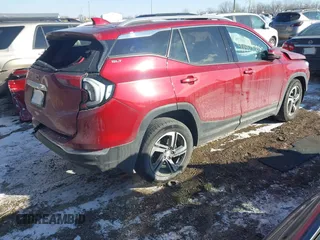 2021 GMC Terrain SLT с VIN 3GKALPEVXML336194, выставлен на аукционе IAAI как лот 41404005 с пробегом 48 059 миль миль и . История ставок и продаж доступна на DreamBid. Изображение 4.