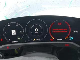 2022 Porsche Taycan GTS z VIN WP0AD2Y17NSA59692, wystawiony jako IAAI lot #41961572 z przebiegiem 12 680 mil mil oraz . Historia ofert i sprzedaży dostępna na DreamBid. Obrazek 18.