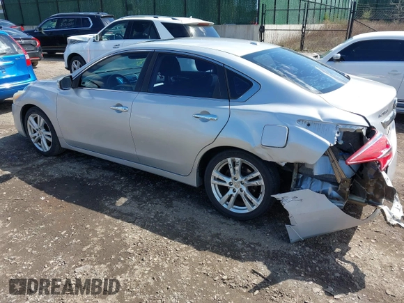 2013 Nissan Altima SL with VIN 1N4BL3AP0DC198036, listed as a IAAI auction lot 41995798 with 114,041 mi miles and . Bid and sale history available at DreamBid. Image 3.