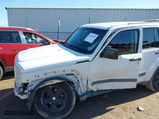2011 Jeep Liberty Sport with VIN 1J4PP2GK4BW580280, listed as a IAAI auction lot 41482961 with 165,130 mi miles. Bid and sale history available at carsss.com. Image 6.