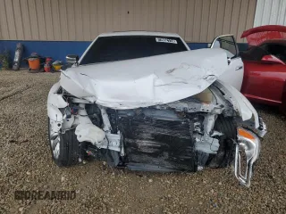 2015 Chrysler 300 C with VIN 2C3CCAET8FH829999, listed as a Copart auction lot 77652174 with Not Provided miles and Clean Title. Bid and sale history available at DreamBid. Image 5.