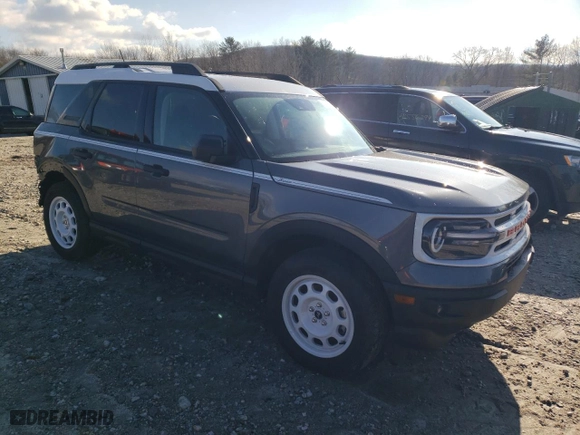 2024 Ford Bronco Sport Heritage with VIN 3FMCR9G61RRE08582, listed as a Copart auction lot 84023604 with 6,370 mi miles and Salvage Title. Bid and sale history available at carsss.com. Image 4.