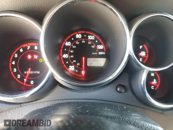 2007 Toyota Matrix STD z VIN 2T1KR32E67C673464, wystawiony jako Copart lot #56205675 z przebiegiem 266 823 mil mil oraz Szkoda całkowita • Salvage title. Historia ofert i sprzedaży dostępna na DreamBid. Obrazek 9.