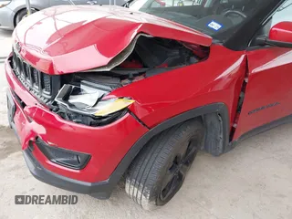 2020 Jeep Compass Latitude with VIN 3C4NJCBBXLT147596, listed as a IAAI auction lot 41382747 with 50,572 mi miles and . Bid and sale history available at DreamBid. Image 6.