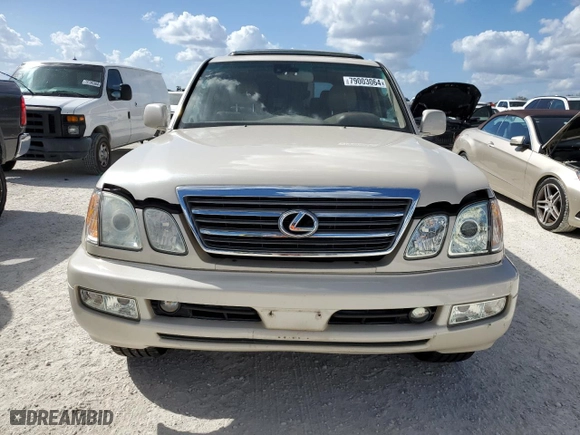 2004 Lexus LX 470 with VIN JTJHT00W743546407, listed as a Copart auction lot 79003064 with 188,110 mi miles and Clean Title. Bid and sale history available at carsss.com. Image 5.
