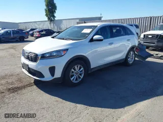 2019 Kia Sorento LX with VIN 5XYPGDA3XKG551673, listed as a IAAI auction lot 41296712 with 83,759 mi miles. Bid and sale history available at carsss.com. Image 2.