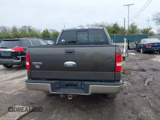 2006 Ford F-150 XLT with VIN 1FTPW14536FA23917, listed as a IAAI auction lot 41932518 with Not Provided miles and . Bid and sale history available at carsss.com. Image 16.