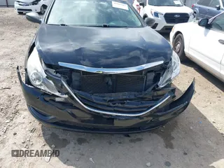 2011 Hyundai Sonata GLS with VIN 5NPEB4AC7BH145915, listed as a IAAI auction lot 42108555 with 220,677 mi miles. Bid and sale history available at carsss.com. Image 6.