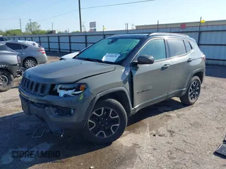 2019 Jeep Compass Trailhawk with VIN 3C4NJDDB2KT716281, listed as a IAAI auction lot 41840458 with 89,246 mi miles and . Bid and sale history available at DreamBid. Image 2.