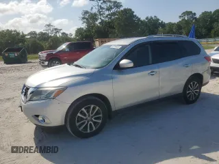 2014 Nissan Pathfinder S with VIN 5N1AR2MM2EC621082, listed as a Copart auction lot 52956405 with 151,560 mi miles and Clean Title. Bid and sale history available at carsss.com. Image 1.