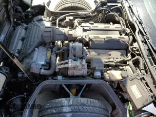 1992 Chevrolet Corvette with VIN 1G1YY23P3N5118675, listed as a Copart auction lot 49684705 with 85,104 mi miles and Salvage title. Bid and sale history available at DreamBid. Image 13.