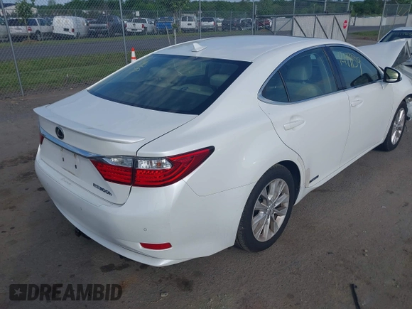 2013 Lexus ES 300h with VIN JTHBW1GG9D2026119, listed as a IAAI auction lot 42199139 with 187,412 mi miles and . Bid and sale history available at DreamBid. Image 4.