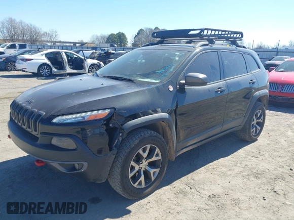 2015 Jeep Cherokee Trailhawk with VIN 1C4PJMBS5FW577470, listed as a IAAI auction lot 41565837 with 191,105 mi miles. Bid and sale history available at carsss.com. Image 2.