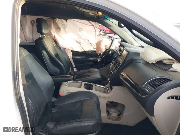 2017 Dodge Grand Caravan SXT with VIN 2C4RDGCG2HR818425, listed as a IAAI auction lot 41837757 with 175,201 mi miles. Bid and sale history available at carsss.com. Image 5.