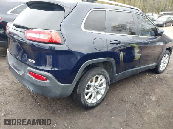 2014 Jeep Cherokee Latitude z VIN 1C4PJLCS5EW182924, wystawiony jako IAAI lot #41878926 z przebiegiem 147 800 mil mil oraz . Historia ofert i sprzedaży dostępna na DreamBid. Obrazek 4.
