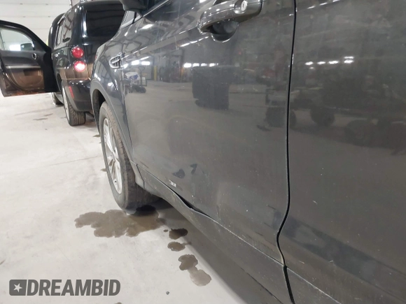 2017 Ford Escape SE with VIN 1FMCU0G92HUE10708, listed as a IAAI auction lot 41866527 with 52,370 mi miles. Bid and sale history available at carsss.com. Image 18.