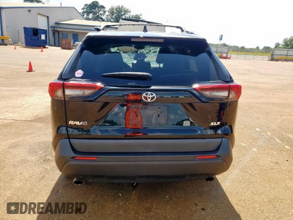 2021 Toyota RAV4 XLE Premium with VIN 2T3C1RFV5MC149234, listed as a Copart auction lot 58960675 with 63,920 mi miles and Salvage title. Bid and sale history available at DreamBid. Image 6.