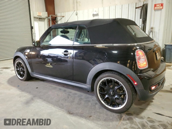 2012 MINI Convertible S z VIN WMWZP3C52CT250657, wystawiony jako Copart lot #83876114 z przebiegiem 18 511 mil mil oraz Szkoda całkowita • Salvage title. Historia ofert i sprzedaży dostępna na DreamBid. Obrazek 2.