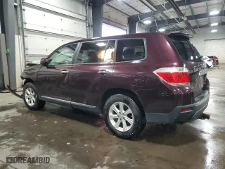 2011 Toyota Highlander with VIN 5TDBK3EH7BS053667, listed as a Copart auction lot 82446274 with 198,690 mi miles and Salvage Title. Bid and sale history available at carsss.com. Image 2.
