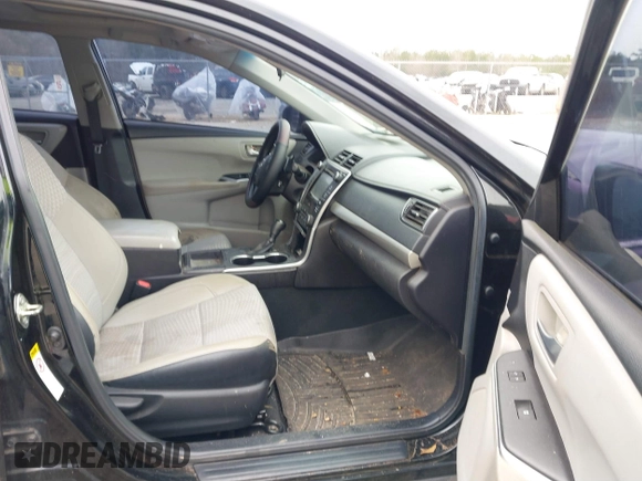 2015 Toyota Camry XLE with VIN 4T1BF1FKXFU495374, listed as a IAAI auction lot 41860680 with 181,507 mi miles. Bid and sale history available at carsss.com. Image 5.