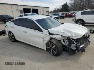 2022 Nissan Altima SV with VIN 1N4BL4DW6NN387840, listed as a Copart auction lot 48819485 with 41,033 mi miles and Salvage Title. Bid and sale history available at DreamBid. Image 4.