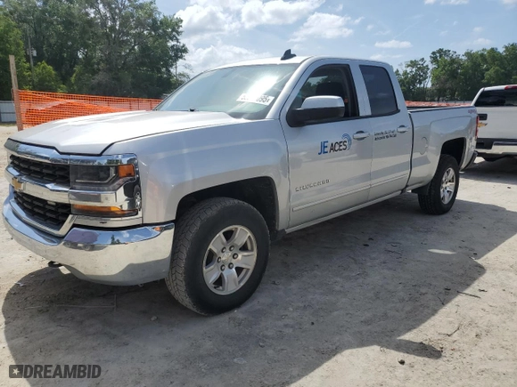 2018 Chevrolet Silverado 1500 LT with VIN 1GCVKREC5JZ134507, listed as a Copart auction lot 53850095 with 199,583 mi miles and Clean Title. Bid and sale history available at carsss.com. Image 1.