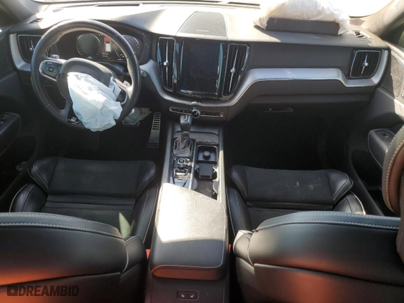 2019 Volvo XC60 R-Design with VIN LYVA22RM6KB313270, listed as a Copart auction lot 47315735 with 67,823 mi miles and Salvage Title. Bid and sale history available at carsss.com. Image 8.