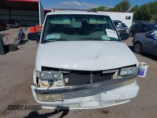2004 Chevrolet Astro z VIN 1GNEL19X24B104686, wystawiony jako IAAI lot #42281386 z przebiegiem 154 038 mil mil oraz . Historia ofert i sprzedaży dostępna na DreamBid. Obrazek 6.