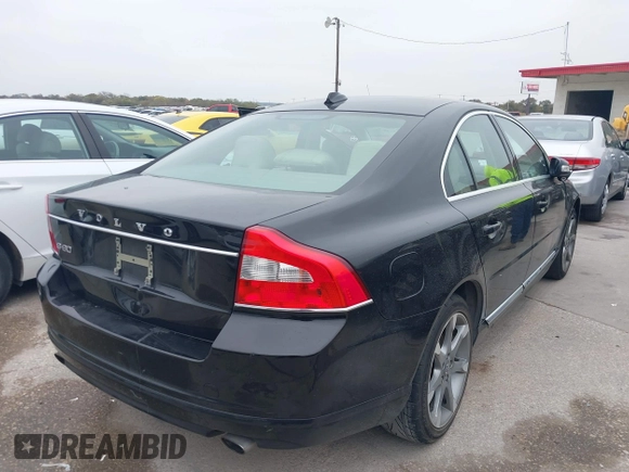 2011 Volvo S80 3.2L с VIN YV1952AS8B1137831, выставлен на аукционе IAAI как лот 40959835 с пробегом 84 609 миль миль и . История ставок и продаж доступна на DreamBid. Изображение 4.