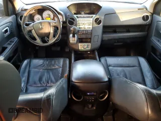 2010 Honda Pilot Touring with VIN 5FNYF3H83AB020730, listed as a Copart auction lot 84697994 with 238,329 mi miles and Salvage Title. Bid and sale history available at DreamBid. Image 8.