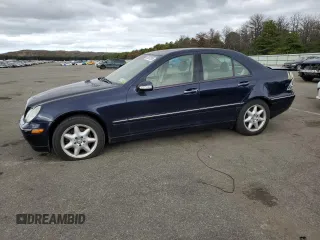 2003 Mercedes-Benz C 240 z VIN WDBRF81J83F377073, wystawiony jako Copart lot #72051204 z przebiegiem Nie podano mil oraz Nie do naprawy • Non repairable. Historia ofert i sprzedaży dostępna na DreamBid. Obrazek 1.