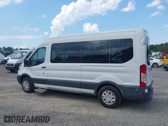 2015 Ford Transit XL z VIN 1FBZX2CM5FKB16521, wystawiony jako IAAI lot #42577803 z przebiegiem 63 027 mil mil oraz . Historia ofert i sprzedaży dostępna na DreamBid. Obrazek 14.